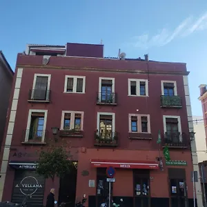 Atico Centrico Plaza Moravia ,san Julian. Seville